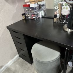Makeup Vanity