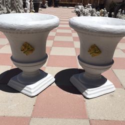 New Flower Pots With Butterfly Design Made Out Of Cement Beautiful Yard Decoration 
