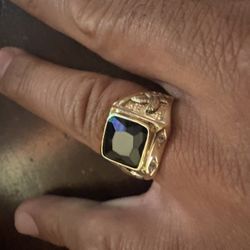 14k Solid Gold Ring 8.40 Grms