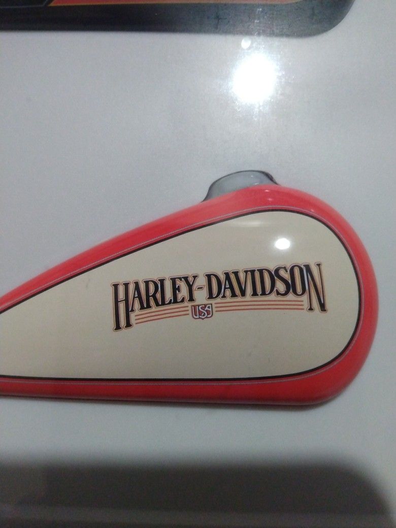 Harley-Davidson Tank Collection Frame