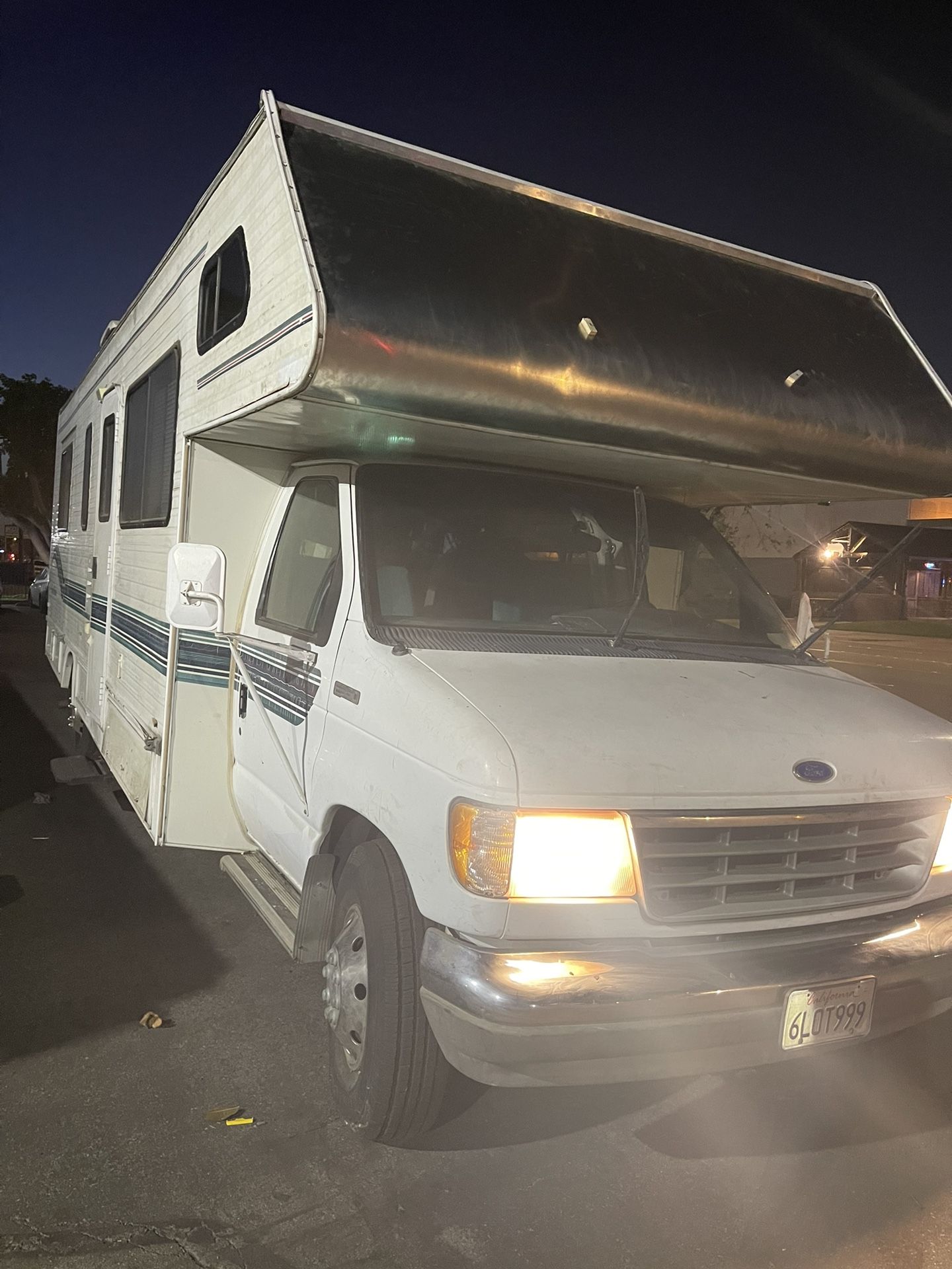 1995 Four Winds RV MOVING SALE Tiny House for Sale in Riverside, CA ...