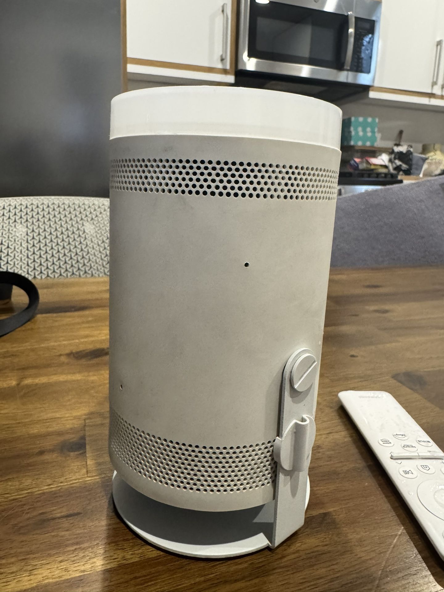 Samsung The Freestyle FHD HDR Smart Portable Projector – White M