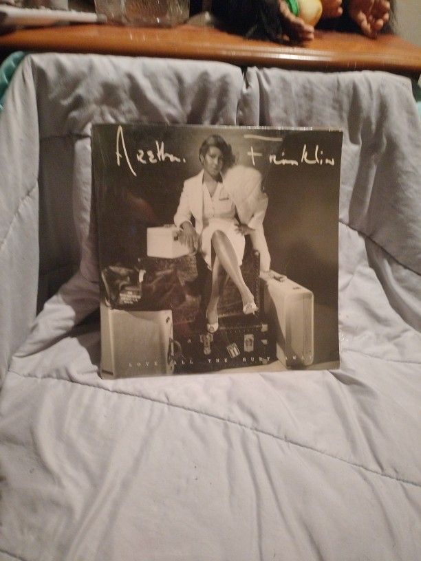 Aretha Franklin Love All The Hurt Away