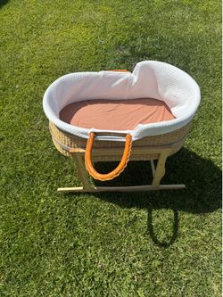 Wicker Design Dua Bassinet + Stand