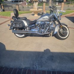 1600 Yamaha Road Warrio 2003 Silver Edition