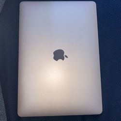 MacBook Air 13 (2020)