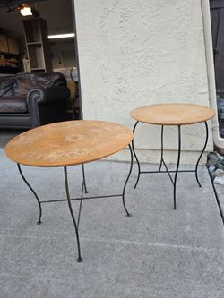 Round end table side table (gently used) Buy 2 or 1
