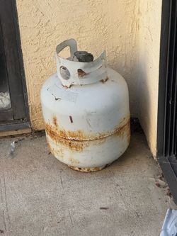 Propane tank Rhino