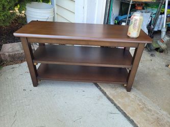 Beautiful Wood Shoe Bench
