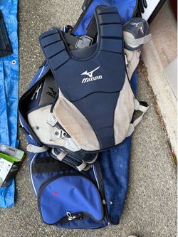 Mizuno catchers gear adult