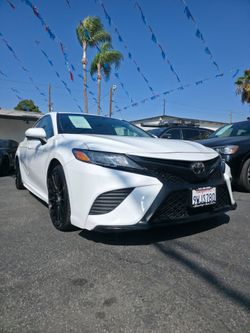 2018 Toyota Camry $2,000* DOWN/ENGANCHE*