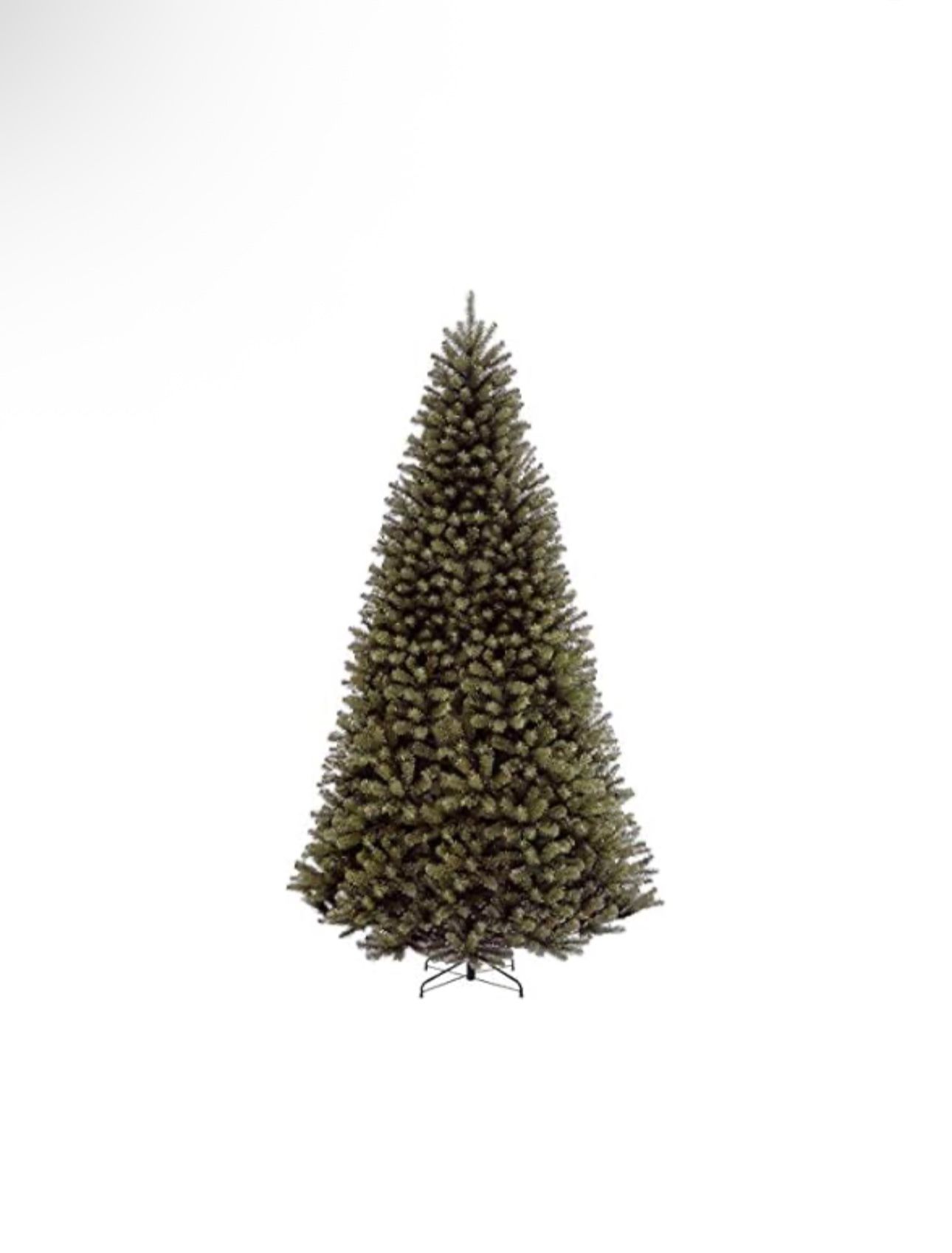 9ft Christmas Tree!!!