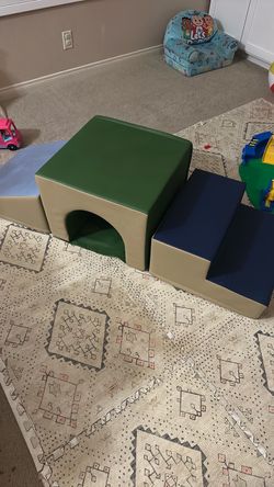 Foam climbing toy for toddler