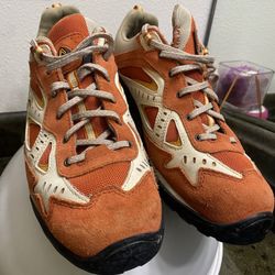 Asolo  9 1/2 Woman’s Hiking Shoes