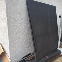 It's from a Ford F-150; it's the bed cover and the DDR4 bed liner. It's used but still in good condition