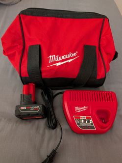 Milwaukee M12 Battery Bag and Charger
