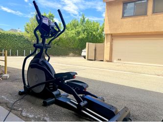 Sole Elliptical E95 studio-grade machine