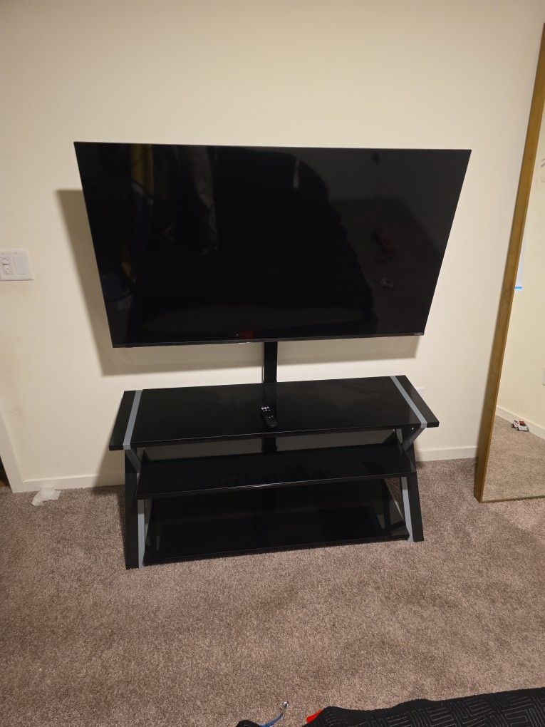 55" Vizio Smart Tv With Table Stand