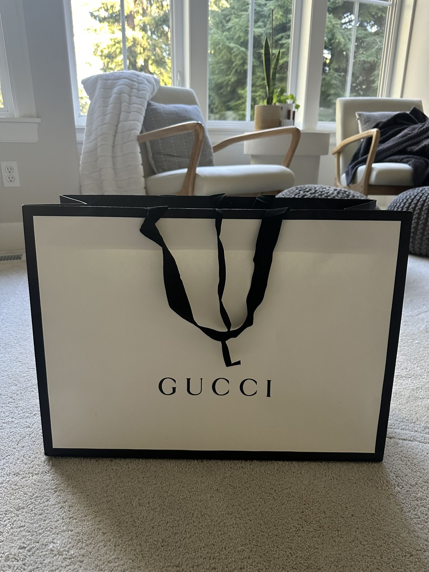 Authentic Gucci Shopping Bag