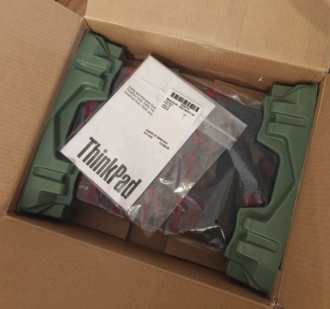 RARE Brand new Thinkpad Laptop T-420s from 2011 collector item