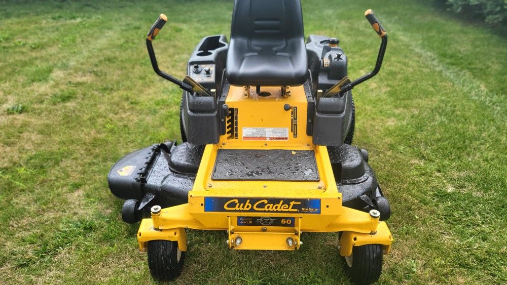 Cub Cadet RZT50 Zero Turn Mower Tractor 22HP V-Twin Kawasaki 50" Deck