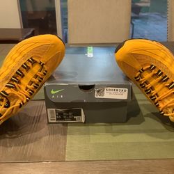 Nike Air Max 95 NYC TAXI