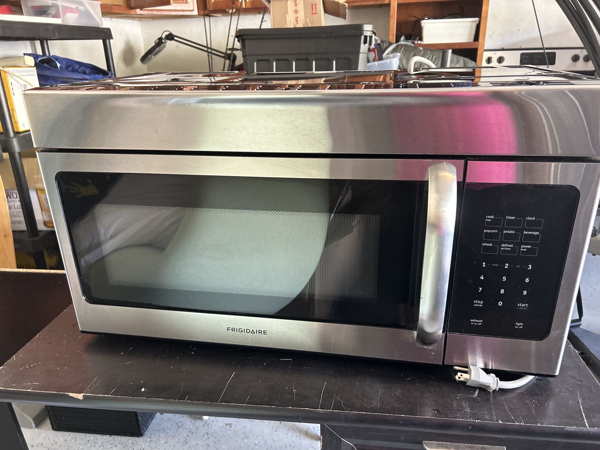 Stainless steel Over The Range Microwave 1.8 Cu Ft 1000 Watt