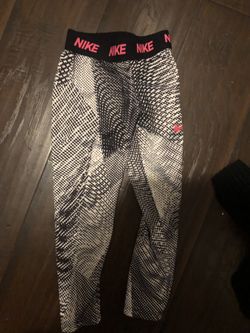 Dri-Nike girl legging size 5-6