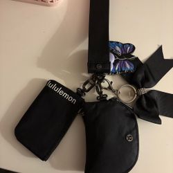 lululemon keychain