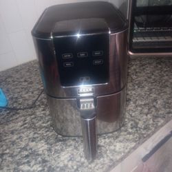 BELLA PRO SERIES AIR FRYER