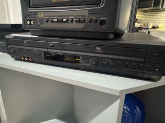Sony DVD / VHS Combo - Works / Tested