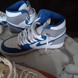 🔥 Air Jordan 1 Retro High OG "True Blue" | Men/Boys Size 8 | LIKE NEW!
​Price: $90 (Cash Only)