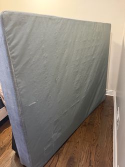 Queen box Spring