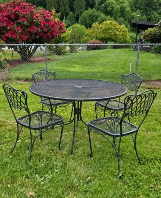 Vintage Wrought Iron Outdoor Set