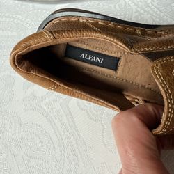 Alfani Men’s Classy Summer Shoes. Absolutely new. Never used. Still in original factory box. Brown. Size: 10 1/2 M. Great bargain.