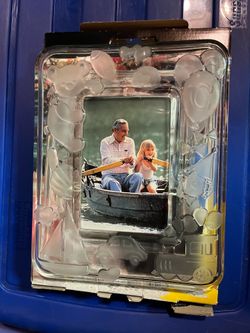 Glass picture frame