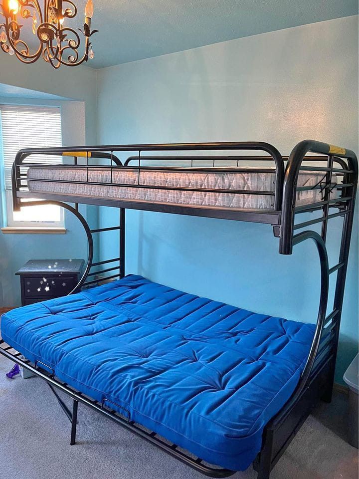 EclipseBlack Finish Twin/Full/Futon Bunk Bed
ACME$10 Down Payment And Financing Available