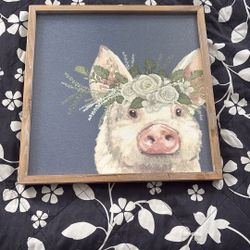 Cute Farm Pig Picture