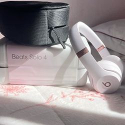 Beats , Cloud Pink Solo 4