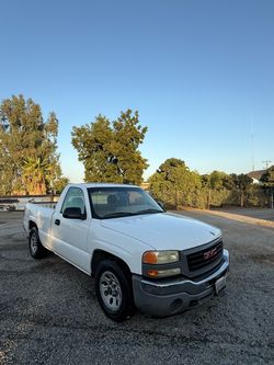 2004 GMC Sierra