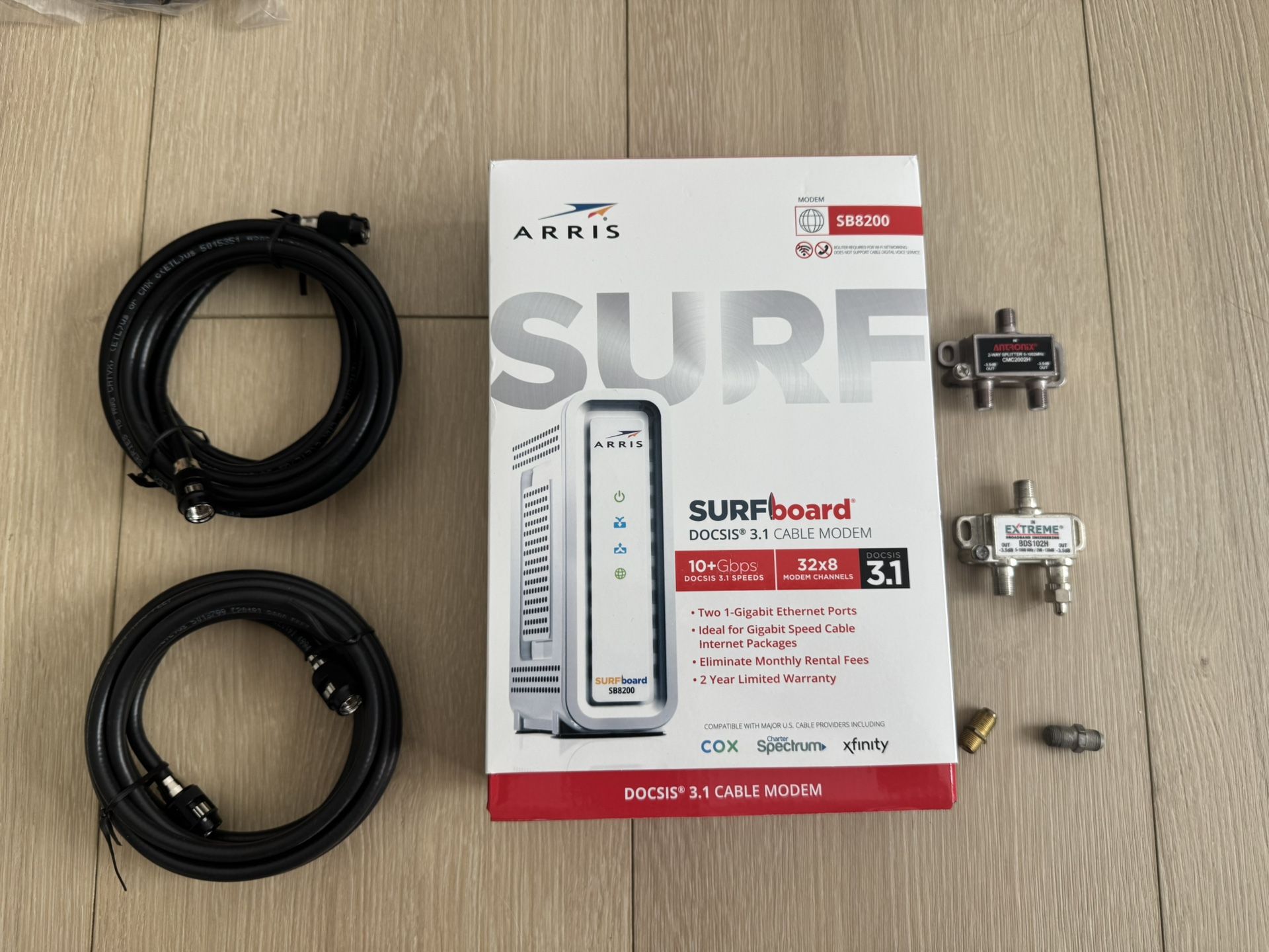 ARRIS SURFboard SB8200 Cable Modem