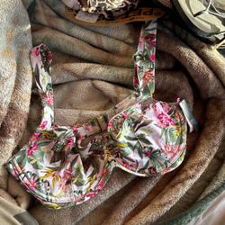 New 34DD Swim Suit Top vS 