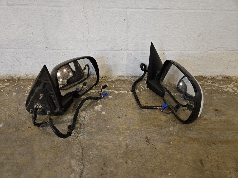 Chevy / GMC/ Caddilac Mirrors Passenger