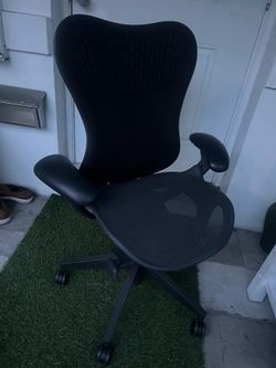 Herman Miller Mirra 2