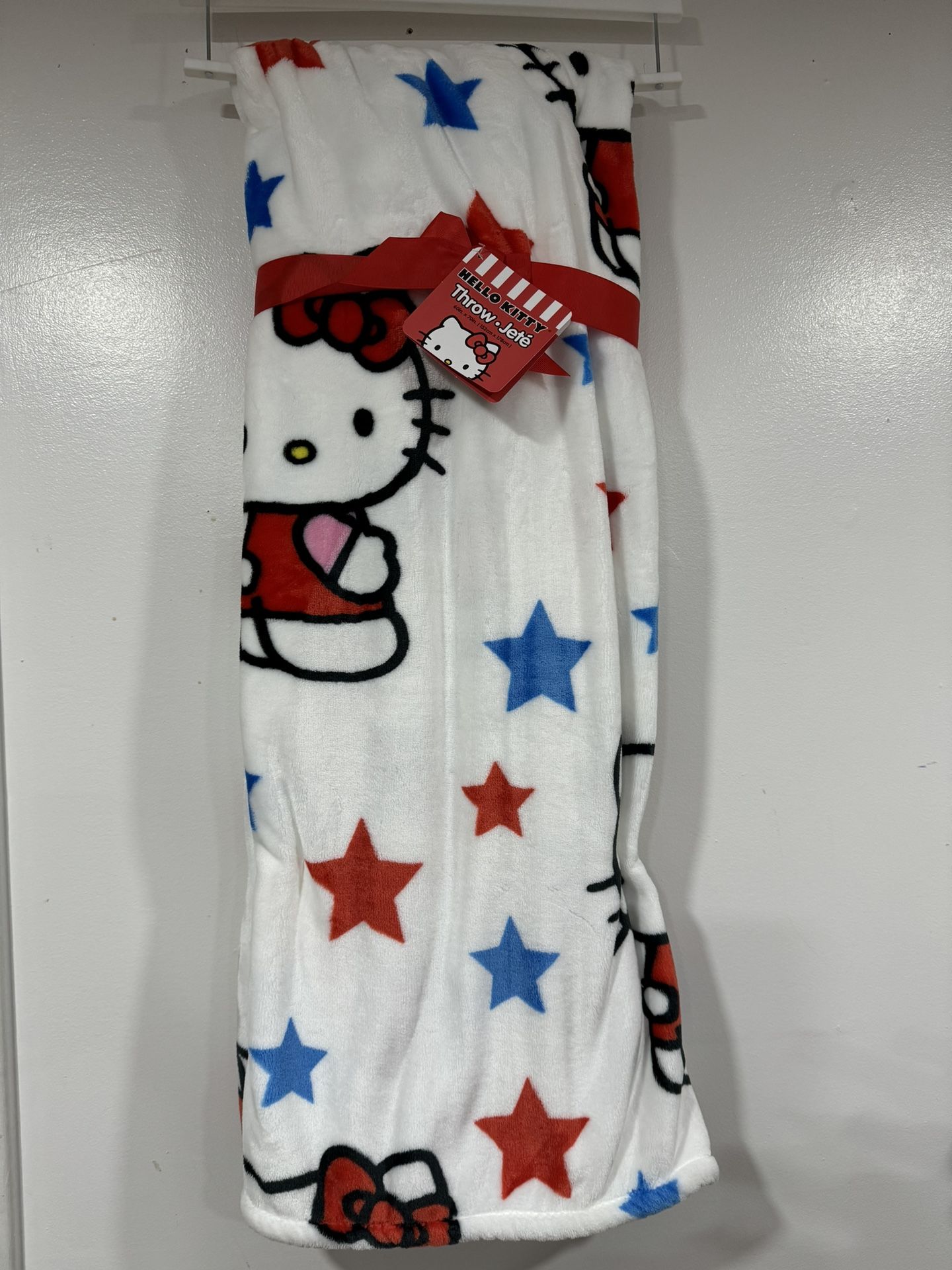 Hello Kitty Blanket Brand New Twin Size !!