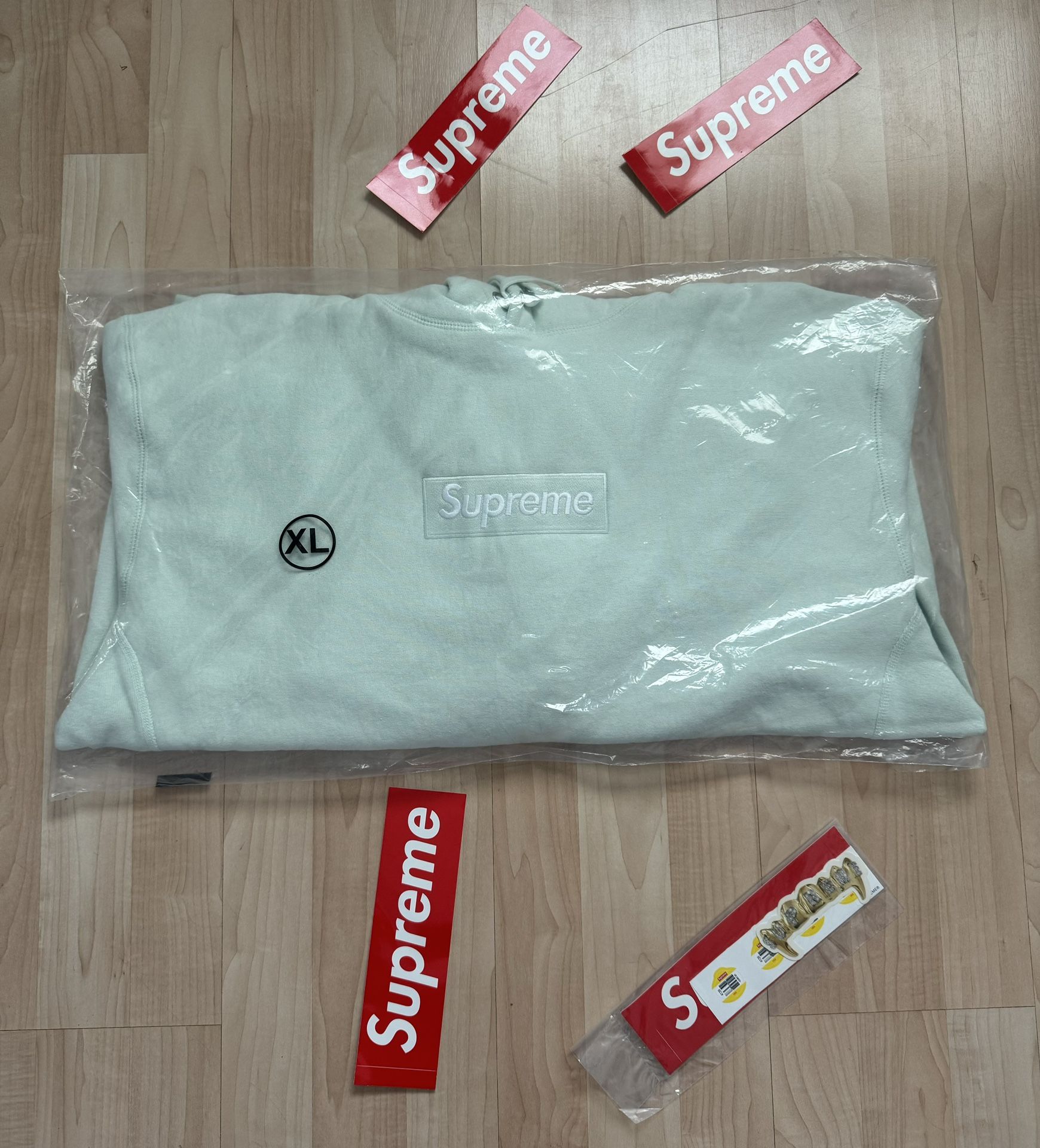 Supreme Box Logo Hoodie