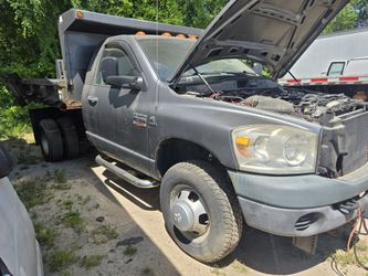 2010 dodge Ram 3500 Diesel Parting Out Parts