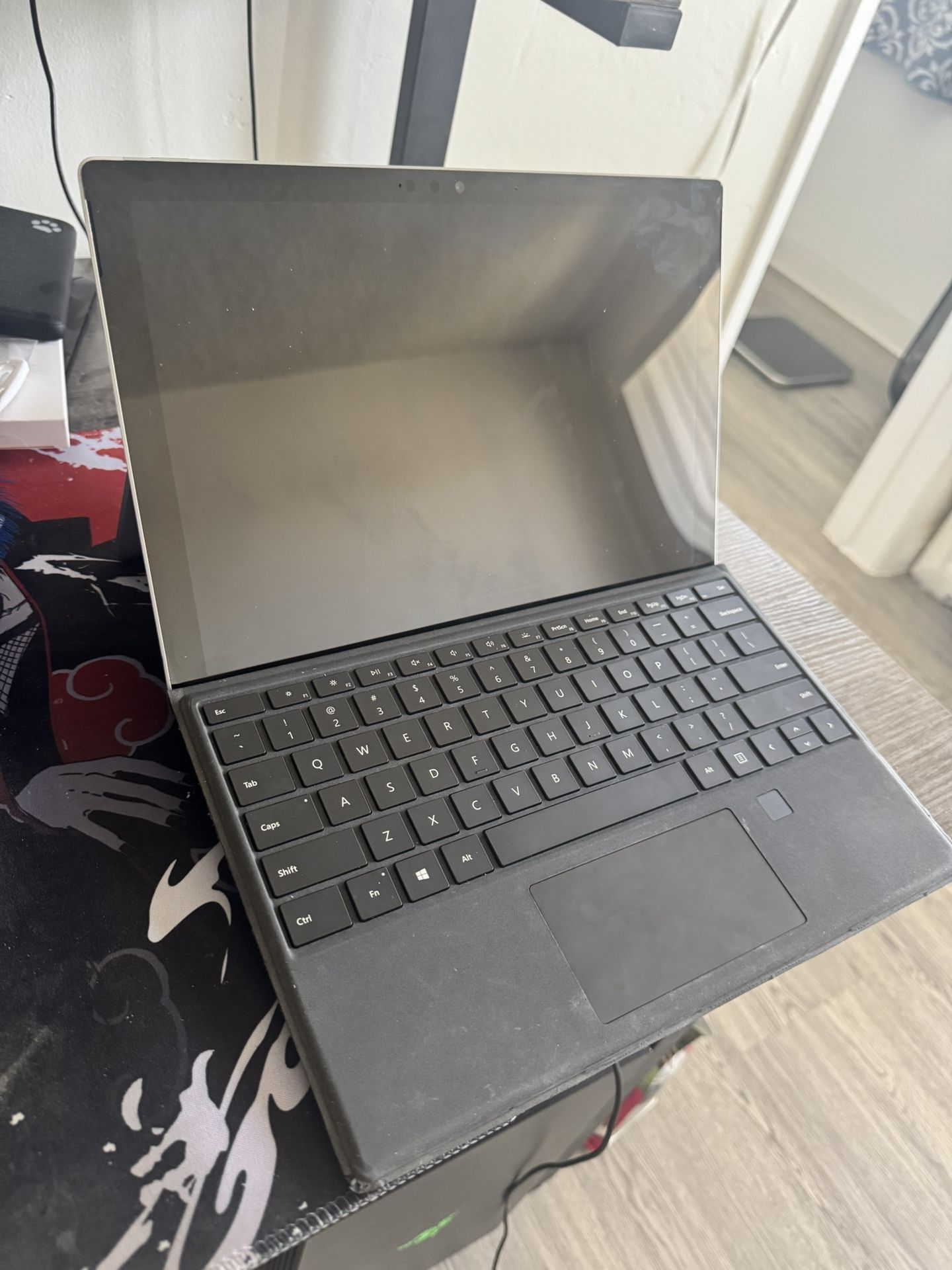 Microsoft Surface pro 7x 
