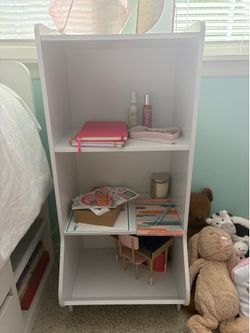 White cubby/shelves