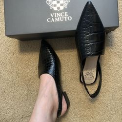 Vince Camuto Cilda Flat shoes size 6 Black New